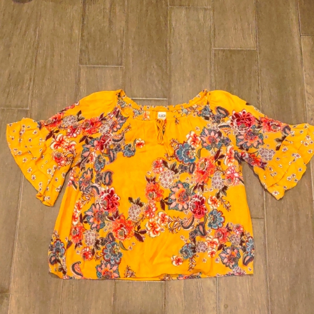 Bila, Boho Vibrant Mustard Floral Blouse with Tiered Sleeves, Size Small
